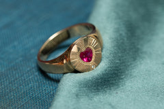 Gold signet ring with Japanese kinko decoration and a rose pink heart shaped ruby in the centre